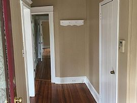 32 Brittin Ave, Bridgeport, Ct 06605 in Bridgeport, CT (Photo 7 of 11)