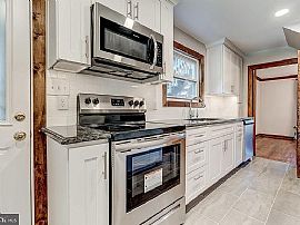 1190 Patuxent Rd, Odenton, Md 21113 in Odenton, MD (Photo 9 of 12)