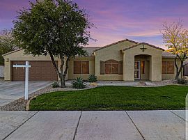 17592 W Copper Ridge Dr, Goodyear, Az 85338 in Goodyear, AZ