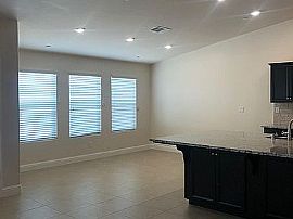 4bed 2bath in Madera, CA (Photo 3 of 7)
