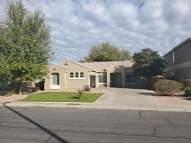 1286 E Bluebird Dr, Gilbert, Az 85297 in Gilbert, AZ