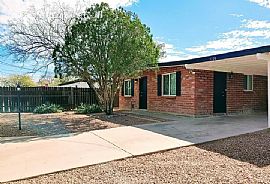 5720 E Elida St, Tucson, Az 85712 in Tucson, AZ