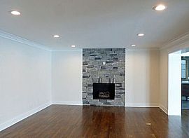 Spacious Available House. 2436 Walnut Grove Ln, Lexington, Ky 4 in Lexington, KY (Photo 12 of 12)