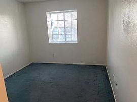 24657 Carolyn Ave, Moreno in Moreno Valley, CA (Photo 10 of 12)