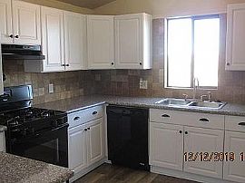 1770 Knoll Dr, Prescott, Az 86301 in Prescott, AZ (Photo 9 of 12)