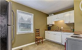 1553 Valley View Cir, Birmingham, Al 35209 in Birmingham, AL (Photo 2 of 6)