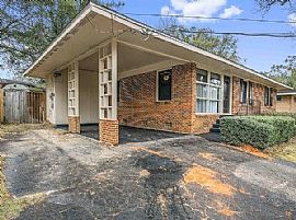 1453 Mamie Dr, Mobile, Al 36618 in Mobile, AL