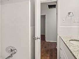 1453 Mamie Dr, Mobile, Al 36618 in Mobile, AL (Photo 10 of 12)