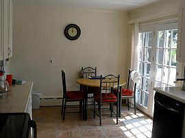 17 Perry Ave, Middletown, Ri 02842 in Middletown, RI (Photo 3 of 6)