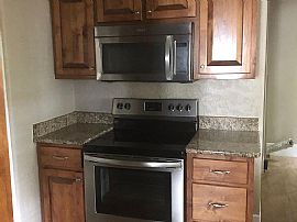 704 E 9th St, Anniston, Al 36207 in Anniston, AL (Photo 8 of 8)