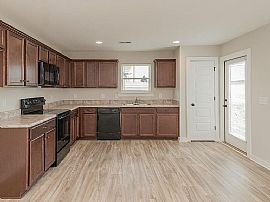 65 Deer Creek Dr, Odenville, Al 35120 in Odenville, AL (Photo 6 of 12)