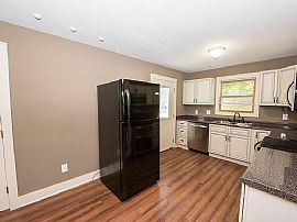 108 Mimosa Ave, Auburn, Al 36830 in Auburn, AL (Photo 6 of 12)