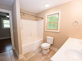 108 Mimosa Ave, Auburn, Al 36830 in Auburn, AL (Photo 9 of 12)