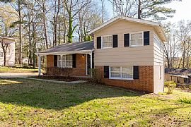 1505 Bobolink Ln Ne, Center Point, Al 35215 in Birmingham, AL (Photo 12 of 12)