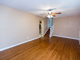 1505 Bobolink Ln Ne, Center Point, Al 35215 in Birmingham, AL (Photo 3 of 12)