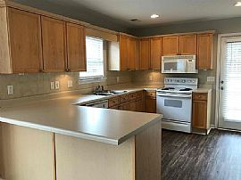 139 Flagstone Ln, Calera, Al 35040 in Calera, AL (Photo 5 of 12)