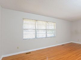 2000 Thornhill Rd, Fultondale, Al 35068 in Fultondale, AL (Photo 3 of 12)