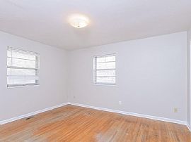 2000 Thornhill Rd, Fultondale, Al 35068 in Fultondale, AL (Photo 9 of 12)