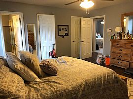 604 Farr Cir, Hoover, Al 35226 in Hoover, AL (Photo 6 of 12)