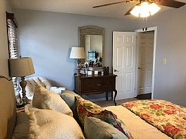 604 Farr Cir, Hoover, Al 35226 in Hoover, AL (Photo 8 of 12)