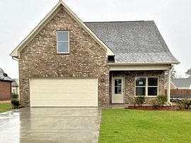 2720 Meadow Way, Jasper, Al 35504 in Jasper, AL