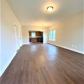 2720 Meadow Way, Jasper, Al 35504 in Jasper, AL (Photo 7 of 10)