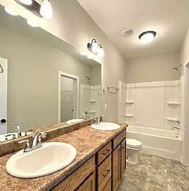 2720 Meadow Way, Jasper, Al 35504 in Jasper, AL (Photo 9 of 10)