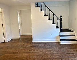 254 Metacom Ave, Warren, Ri 02885  Lovely House in Warren, RI (Photo 5 of 9)