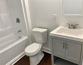 254 Metacom Ave, Warren, Ri 02885  Lovely House in Warren, RI (Photo 6 of 9)