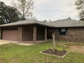 2830 Mary Baldwin Cir, Panama City, Fl 32405 in Panama City, FL