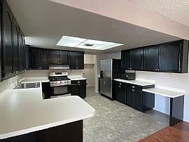 2633 Meadowlark Dr, Sierra Vista, Az 85635 in Sierra Vista, AZ (Photo 4 of 12)