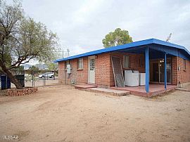 1726 E Glenn St, Tucson, Az 85719 in Tucson, AZ (Photo 2 of 9)