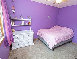 Great House For Family. 3901 E Huntington St, Sioux Falls, Sd 5 in Sioux Falls, SD (Photo 11 of 11)