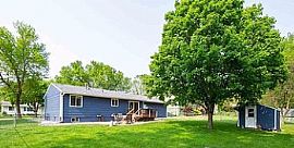 Great House For Family. 3901 E Huntington St, Sioux Falls, Sd 5 in Sioux Falls, SD (Photo 2 of 11)