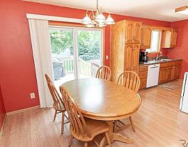 Great House For Family. 3901 E Huntington St, Sioux Falls, Sd 5 in Sioux Falls, SD (Photo 4 of 11)