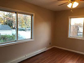 109 George St, East Haven, Ct 06512 in East Haven, CT (Photo 5 of 11)