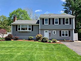 1026 Hillstown Rd, Glastonbury, Ct 06033 in Glastonbury, CT