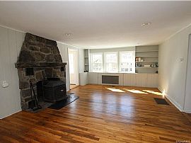 7 Maple Tree Rd, Brookfield, Ct 06804 in Brookfield, CT (Photo 4 of 12)