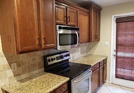 3 Bdr/2 Bth with Detached Bonus Room.  in Tampa, FL (Photo 3 of 8)