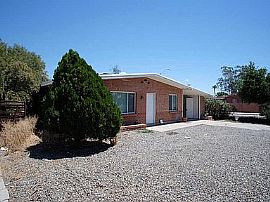 1241 E Lester St, Tucson, Az 85719 in Tucson, AZ (Photo 2 of 12)