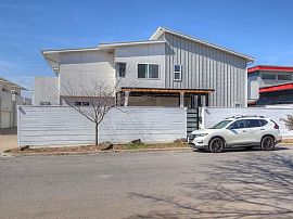 1428 S Quincy Ave Apt E, Tulsa, Ok  in Tulsa, OK