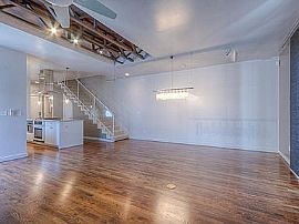 1428 S Quincy Ave Apt E, Tulsa, Ok  in Tulsa, OK (Photo 6 of 6)