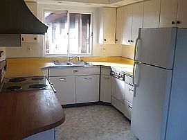 304 E Florida Ave, Urbana, Il in Urbana, IL (Photo 5 of 6)