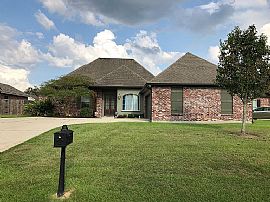 13078 Oak Knoll Dr, Geismar, La in Geismar, LA