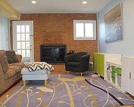 Comfortable 4 Bedroom House. 8618 Crestview Dr, Fairfax, Va 220 in Fairfax, VA (Photo 8 of 12)