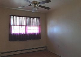 Charming Home in Trenton, NJ (Photo 8 of 10)