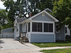 4195 Solvay Dr, Waterford, Mi in Waterford, MI