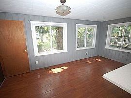 4195 Solvay Dr, Waterford, Mi in Waterford, MI (Photo 5 of 6)