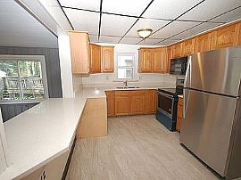 4195 Solvay Dr, Waterford, Mi in Waterford, MI (Photo 6 of 6)