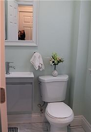 Charming Home in Hartford, CT (Photo 5 of 12)